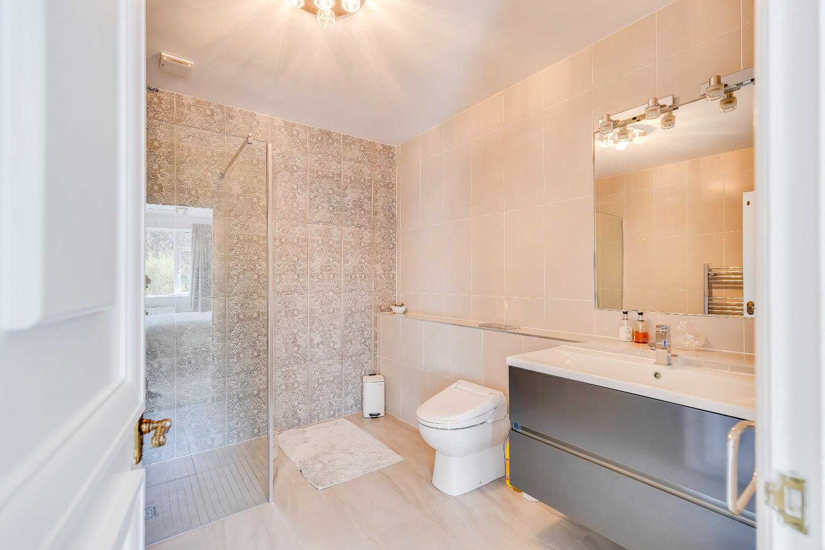 Llantrisant Road, Llanfaff, Cardiff, CF5 2PU